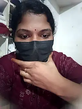 Snapshot of swetha01430 chatting on 10/28/25, 05:26 swetha01430 online show from 10/28/25, 05:26