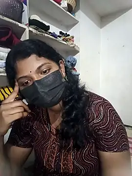 Snapshot of swetha01430 chatting on 11/01/25, 04:42 swetha01430 online show from 11/01/25, 04:42