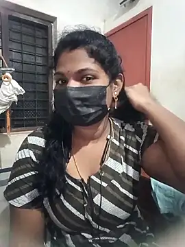 Snapshot of swetha01430 chatting on 11/06/25, 04:19 swetha01430 online show from 11/06/25, 04:19