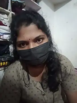 Snapshot of swetha01430 chatting on 11/07/25, 05:02 swetha01430 online show from 11/07/25, 05:02