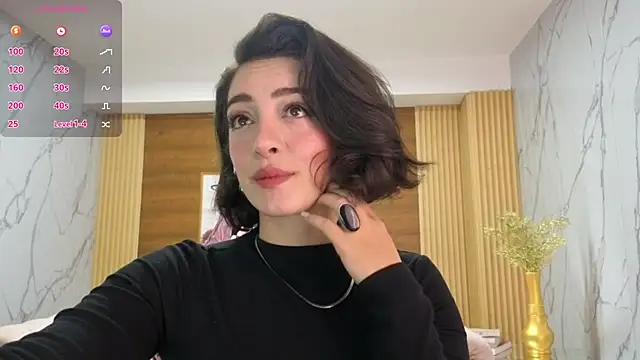 sara lopez s online show from 06/02/26, 01:57