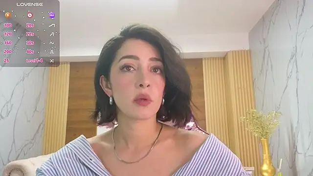 sara lopez s online show from 06/08/26, 02:17