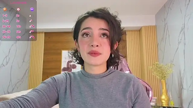 sara lopez s online show from 06/10/26, 01:54