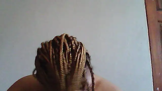 Snapshot of Yellobonepussy chatting on 09/16/25, 10:38 Yellobonepussy online show from 09/16/25, 10:38