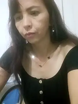 Snapshot of zaira_spice chatting on 05/04/26, 11:01 zaira spice online show from 05/04/26, 11:01