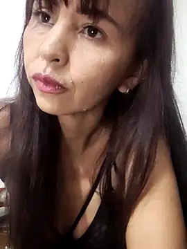 Snapshot of zaira_spice chatting on 05/22/26, 11:10 zaira spice online show from 05/22/26, 11:10
