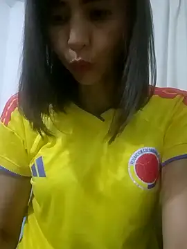 Snapshot of zaira_spice chatting on 06/17/26, 11:27 zaira spice online show from 06/17/26, 11:27
