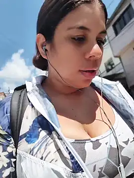 GabyMontenegro online show from 04/20/26, 03:15