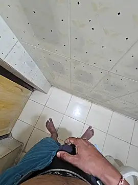 Gamecoc online show from 10/12/25, 05:34