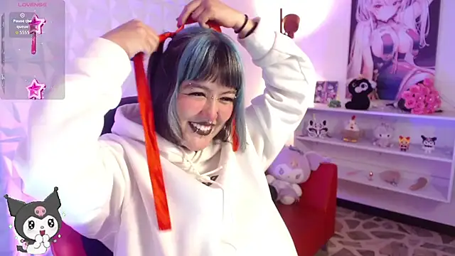 Snapshot of lil_candy77 chatting on 05/04/26, 11:39 lil candy77 online show from 05/04/26, 11:39