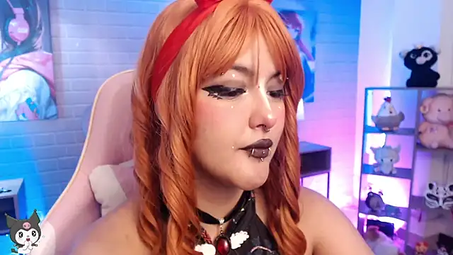 Snapshot of lil_candy77 chatting on 05/25/26, 12:00 lil candy77 online show from 05/25/26, 12:00