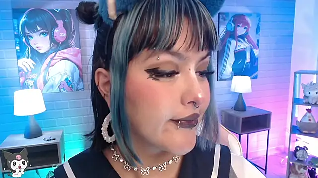 Snapshot of lil_candy77 chatting on 05/27/26, 12:02 lil candy77 online show from 05/27/26, 12:02