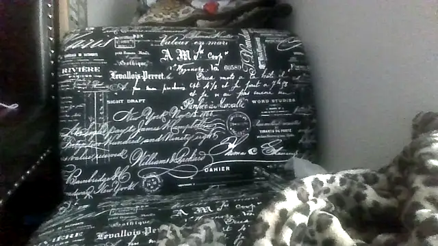 prettymaa online show from 10/15/25, 06:30