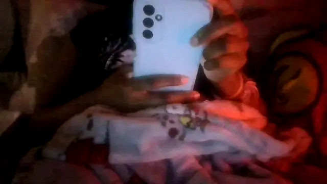 prettymaa online show from 10/22/25, 05:52