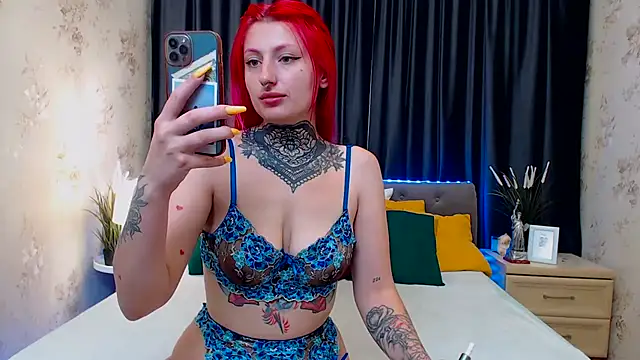 Nina Blum  online show from 09/18/25, 05:53