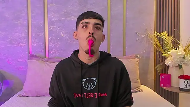 NikoStone  online show from 09/10/25, 04:01