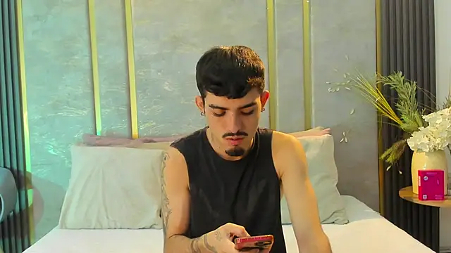 NikoStone  online show from 10/04/25, 05:16