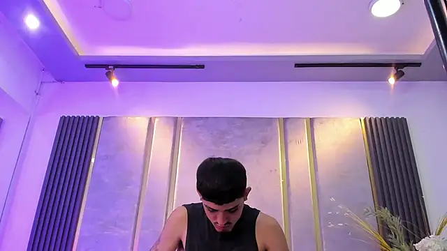 NikoStone  online show from 11/08/25, 04:34