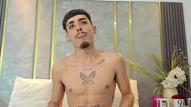 NikoStone  online show from 12/03/25, 04:31