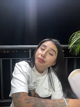 Snapshot of Sophie_Dreamss chatting on 06/14/26, 02:24 Sophie Dreamss online show from 06/14/26, 02:24