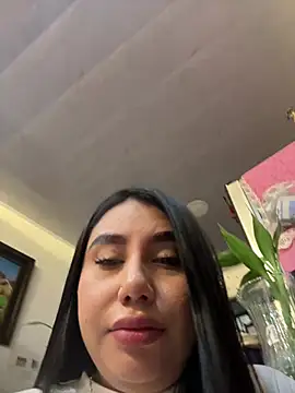 Snapshot of Sophie_Dreamss chatting on 06/29/26, 10:21 Sophie Dreamss online show from 06/29/26, 10:21