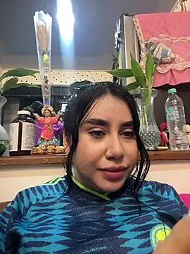 Snapshot of Sophie_Dreamss chatting on 07/04/26, 12:39 Sophie Dreamss online show from 07/04/26, 12:39