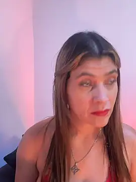 Skarlett 12  online show from 11/18/25, 11:03