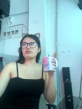 Snapshot of Madisson_Leblanc chatting on 09/09/25, 01:21 Madisson Leblanc online show from 09/09/25, 01:21