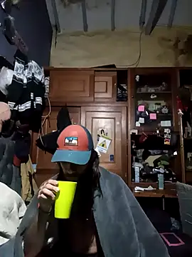 hairy mannn online show from 12/22/25, 05:04