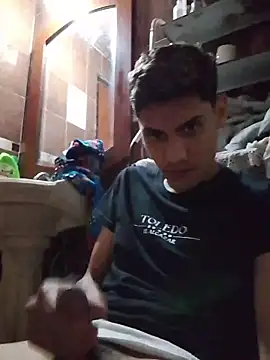 aispuro8505 online show from 03/02/26, 07:37