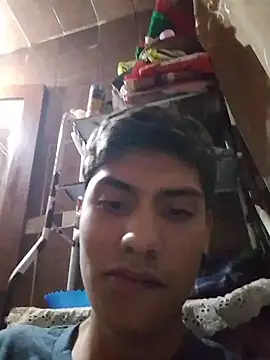 aispuro8505 online show from 04/07/26, 07:53