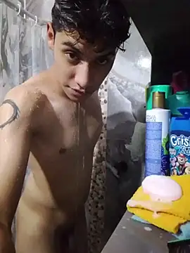 aispuro8505 online show from 04/15/26, 07:04