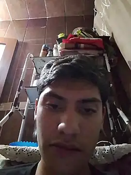 aispuro8505 online show from 04/18/26, 07:12