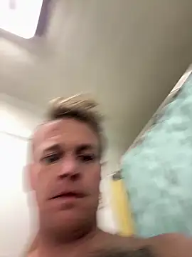 DILFiGuess11 online show from 11/16/25, 06:08