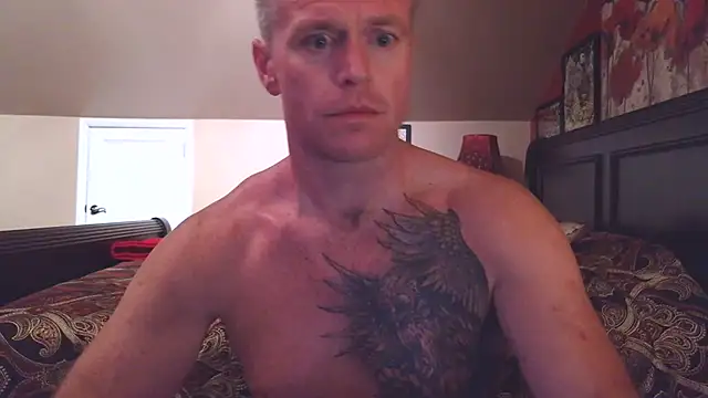Snapshot of DILFiGuess11 chatting on 06/25/26, 05:12 DILFiGuess11 online show from 06/25/26, 05:12