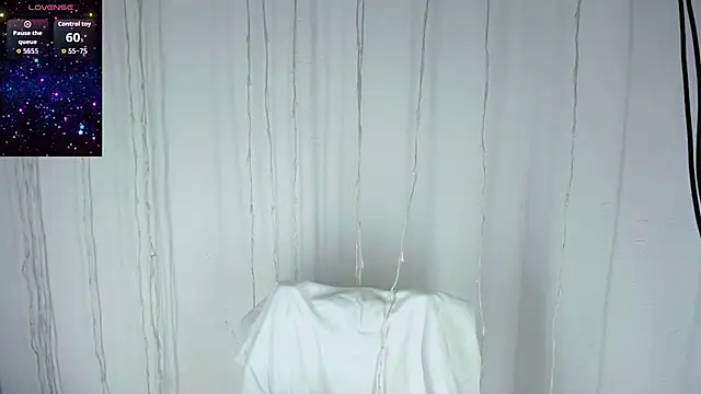 Snapshot of TheBlackwidows chatting on 09/30/25, 11:48 TheBlackwidows online show from 09/30/25, 11:48