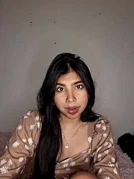 Snapshot of DianeSuns_ chatting on 09/13/25, 02:11 DianeSuns  online show from 09/13/25, 02:11