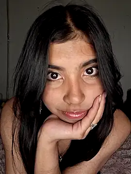 Snapshot of DianeSuns_ chatting on 09/24/25, 02:04 DianeSuns  online show from 09/24/25, 02:04