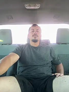 Snapshot of AlexR9700 chatting on 03/23/26, 12:58 AlexR9700 online show from 03/23/26, 12:58