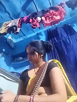 Jooli xx online show from 04/21/26, 03:07