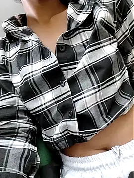 dollyjaan11 online show from 09/27/25, 01:32