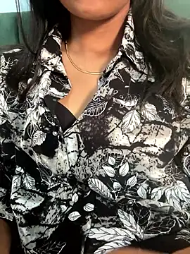 dollyjaan11 online show from 10/18/25, 11:55