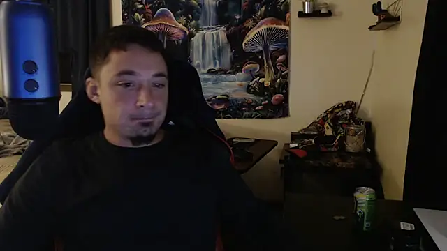 Snapshot of YoBlezz chatting on 09/21/25, 05:20 YoBlezz online show from 09/21/25, 05:20