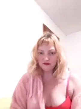 LiluLiluLilu online show from 11/04/25, 07:02