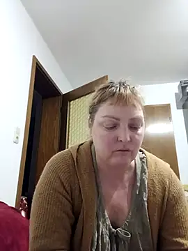 LiluLiluLilu online show from 02/16/26, 05:53