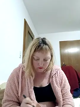 LiluLiluLilu online show from 02/28/26, 05:36