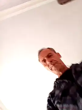 Meliwem12 online show from 03/25/26, 01:50