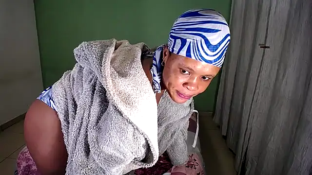 BendMeOverXX online show from 12/14/25, 09:52