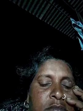 Ishwariya Hatwal online show from 09/15/25, 02:39