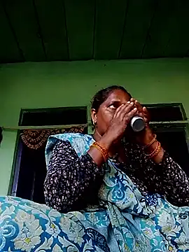 Ishwariya Hatwal online show from 10/05/25, 02:10
